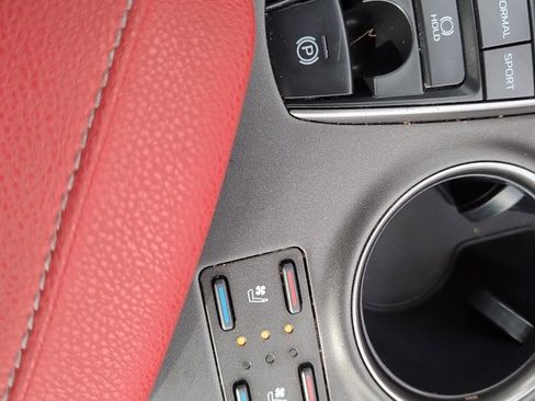 Used 2024 Toyota Camry XSE image 16