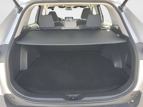 Used 2019 Toyota RAV4 XLE w/ Convenience Package AWD/4WD image 9