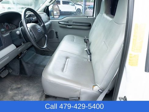 Used 2005 Ford F350 XL RWD image 15