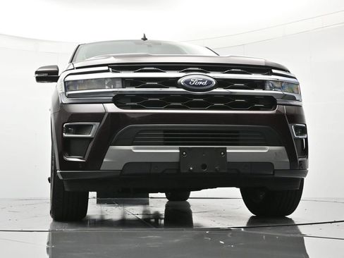 Used 2024 Ford Expedition Max Limited RWD image 39