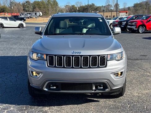 Used 2018 Jeep Grand Cherokee Limited image 22