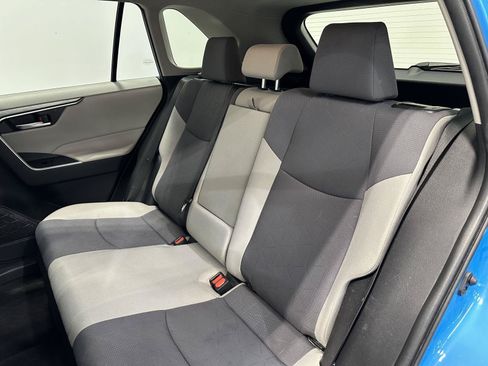 Used 2019 Toyota RAV4 XLE w/ Convenience Package AWD/4WD image 28