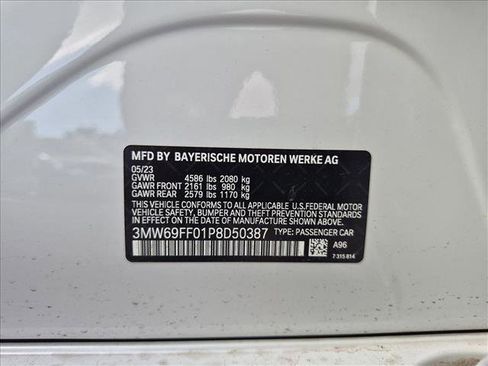 Used 2023 BMW 330i Sedan w/ M Sport Package RWD image 10