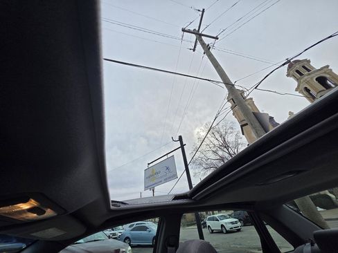 Used 2000 Toyota Avalon XLS image 34