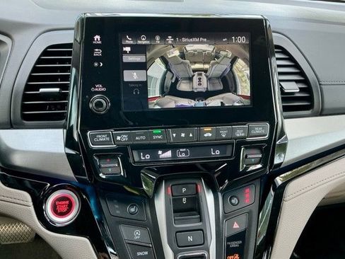Certified 2022 Honda Odyssey Touring image 38