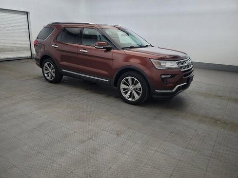 Used 2018 Ford Explorer Limited image 11