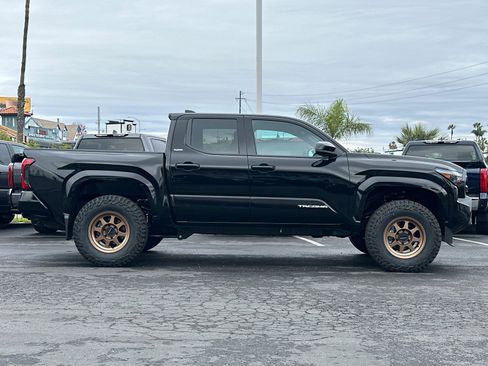 New 2025 Toyota Tacoma SR5 image 6