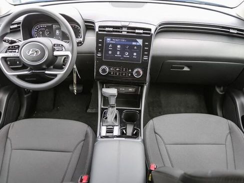 Certified 2024 Hyundai Tucson SE image 15