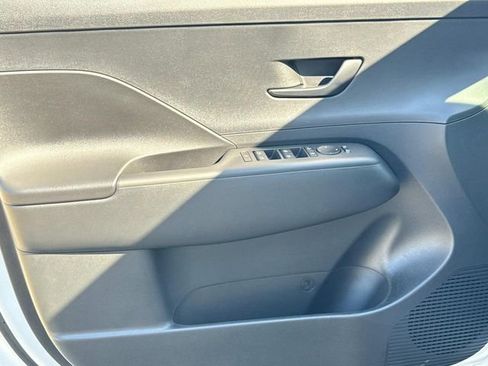 New 2026 Hyundai Kona SE FWD image 23