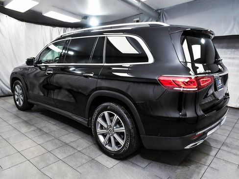 Used 2023 Mercedes-Benz GLS 450 4MATIC image 4