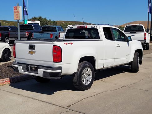 Used 2020 Chevrolet Colorado LT w/ Safety Package image 4