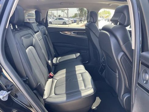 Used 2023 Lincoln Nautilus Reserve w/ Equipment Group 201A FWD image 28