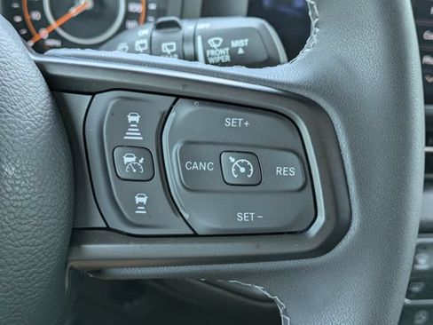 Certified 2026 Jeep Wrangler Unlimited Sport AWD/4WD image 17