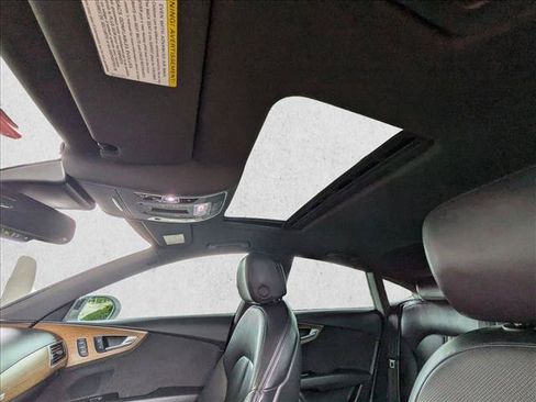 Used 2017 Audi A7 3.0T Prestige w/ Comfort Seating Package AWD/4WD image 14