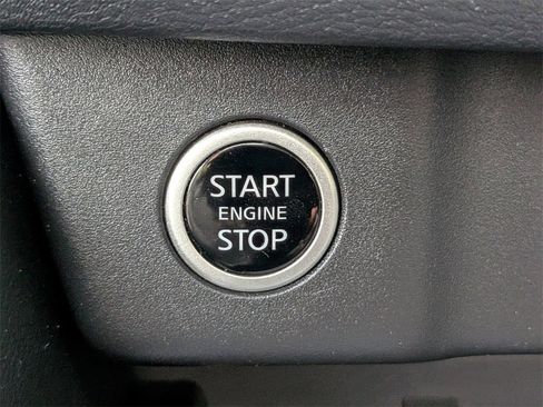 Used 2023 Nissan Rogue Platinum w/ Platinum Premium Package image 33