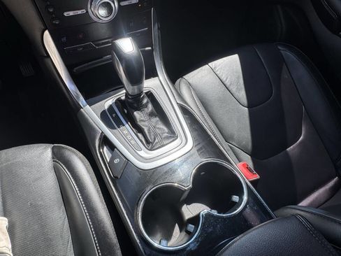 Used 2017 Ford Edge Titanium w/ Equipment Group 301A image 12