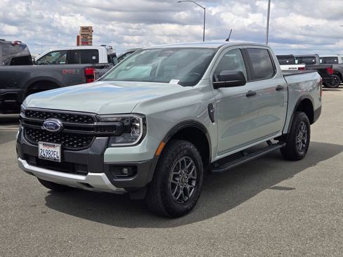Used 2024 Ford Ranger XLT w/ FX4 Off-Road Package AWD/4WD image 3