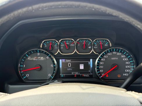 Used 2018 Chevrolet Silverado 1500 LTZ Z71 w/ Centennial Edition AWD/4WD image 27