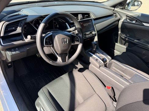Used 2020 Honda Civic Sport image 13
