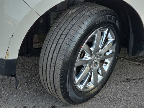 Used 2013 Ford Edge SEL image 31