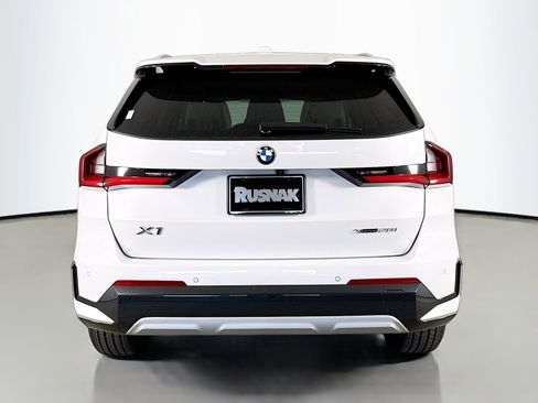 New 2026 BMW X1 xDrive28i w/ Convenience Package image 6