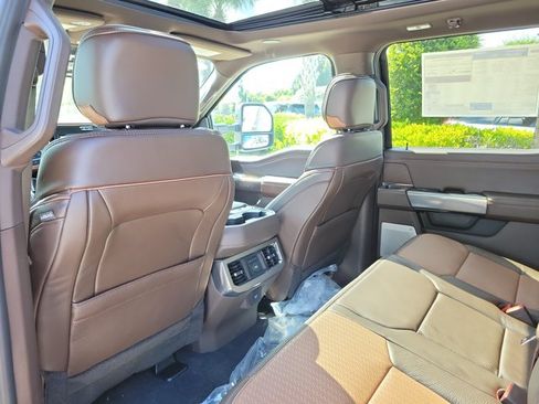 New 2026 Ford F250 King Ranch w/ Chrome Package AWD/4WD image 12