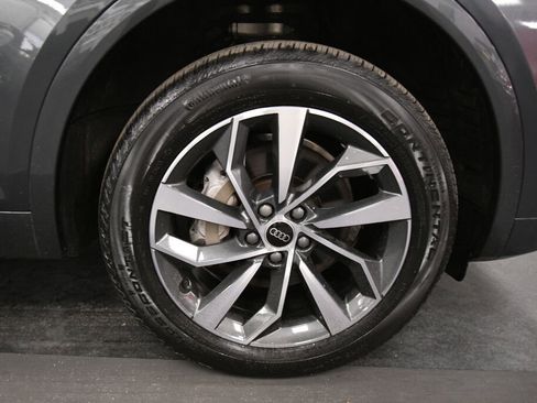 Used 2023 Audi Q5 2.0T Premium w/ Convenience Package AWD/4WD image 32
