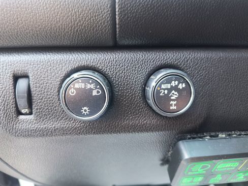 Used 2019 Chevrolet Colorado ZR2 AWD/4WD image 19