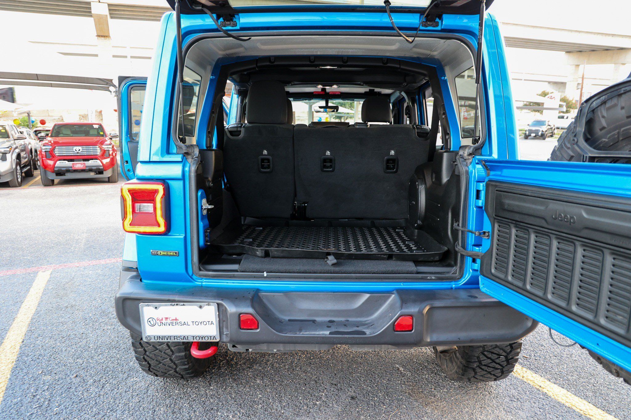 Used 2021 Jeep Wrangler Unlimited Rubicon AWD/4WD image 38