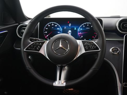 Used 2025 Mercedes-Benz C 300 4MATIC Sedan image 16