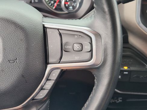 Used 2023 RAM 2500 Laramie AWD/4WD image 40
