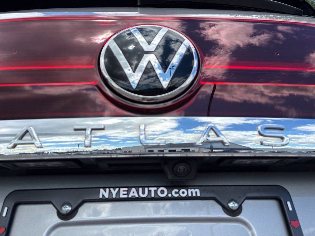 Used 2024 Volkswagen Atlas SE AWD/4WD image 63