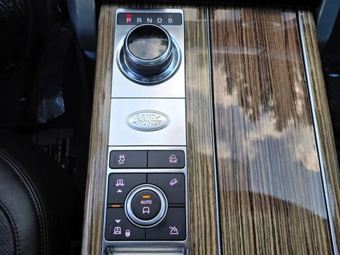 Used 2018 Land Rover Range Rover Long Wheelbase Supercharged AWD/4WD image 16