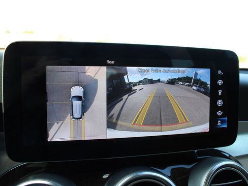 Used 2022 Mercedes-Benz GLC 300 image 26