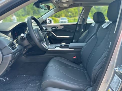 Certified 2025 Acura TLX w/ Technology Package image 11