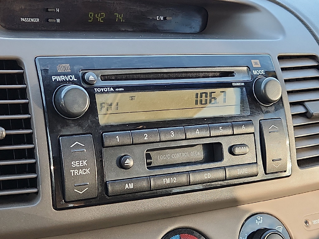 Used 2003 Toyota Camry LE FWD image 6