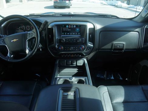 Used 2016 Chevrolet Silverado 1500 LTZ Z71 w/ LTZ Plus Package AWD/4WD image 18