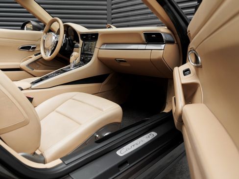 Certified 2013 Porsche 911 Carrera 4S image 37