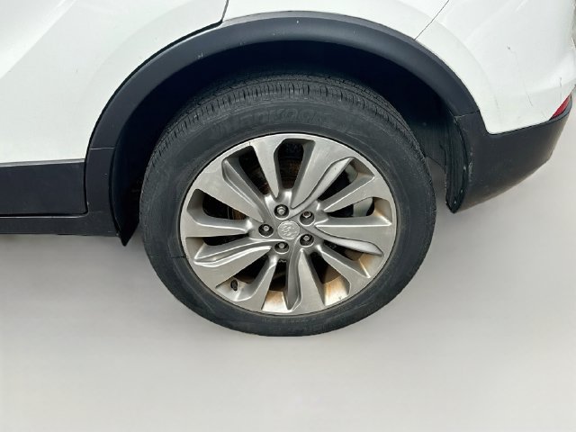 Used 2017 Buick Encore Preferred AWD/4WD image 18