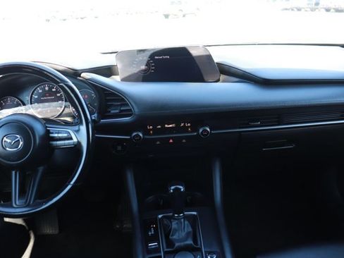 Used 2020 MAZDA MAZDA3 Hatchback FWD image 15