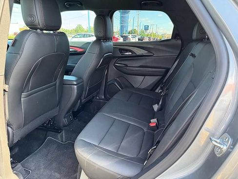 Used 2025 Chevrolet TrailBlazer RS w/ Convenience Package AWD/4WD image 7