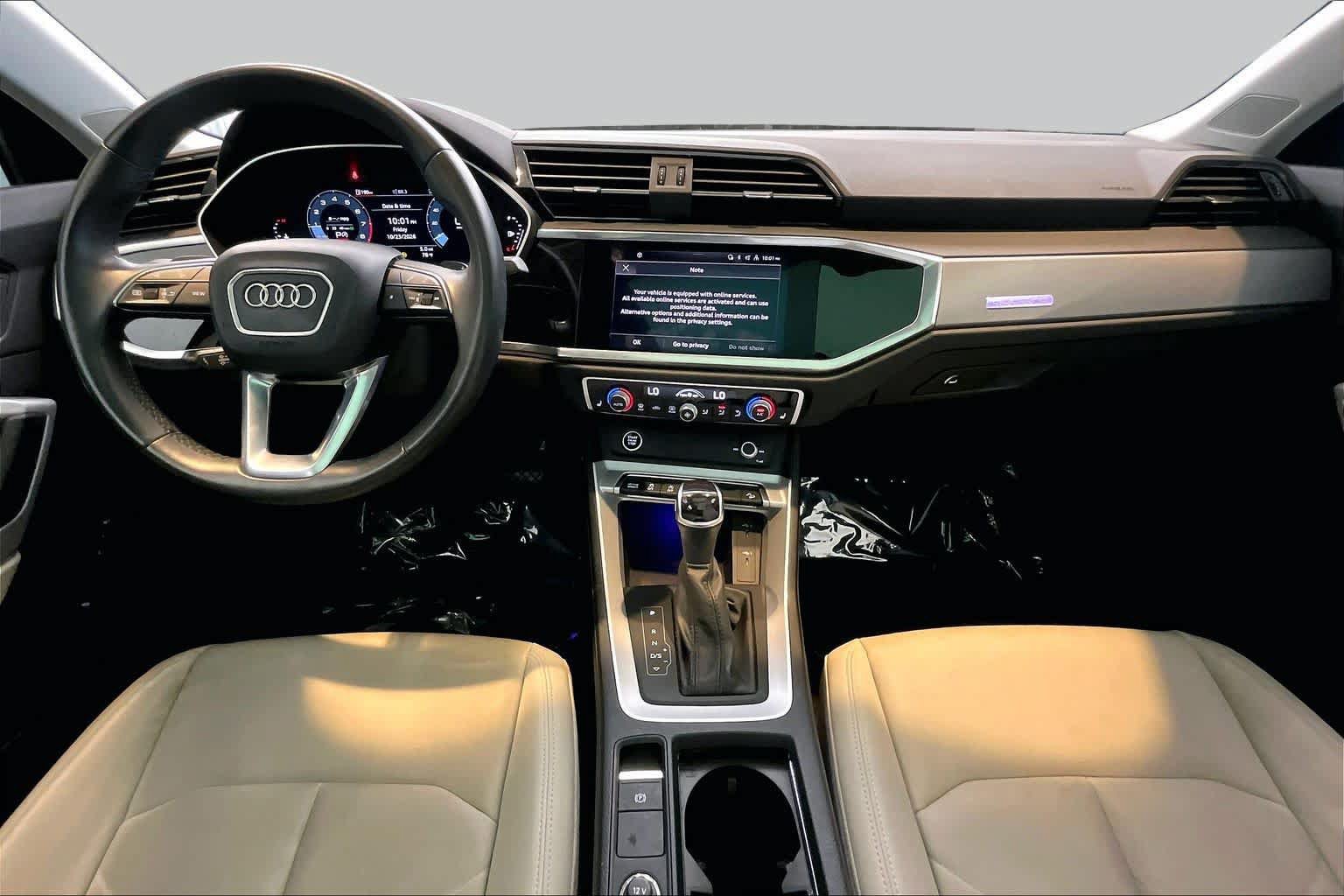 Used 2022 Audi Q3 2.0T Premium Plus w/ Premium Plus Package AWD/4WD image 16