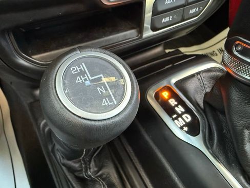 Used 2024 Jeep Wrangler Sahara w/ Technology Group image 20