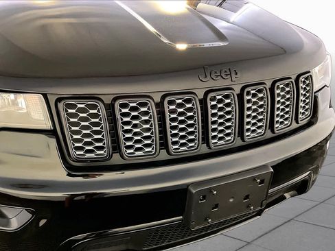 Used 2020 Jeep Grand Cherokee Altitude AWD/4WD image 32