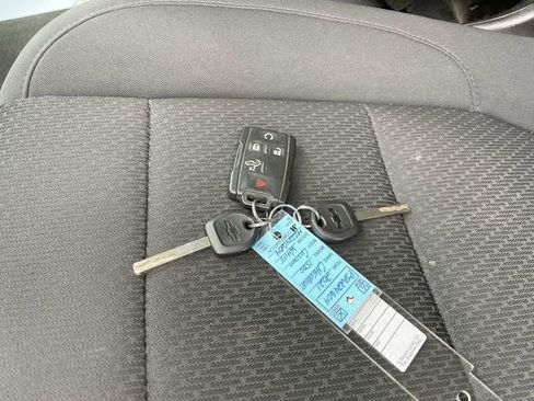 Used 2021 Chevrolet Silverado 1500 Custom image 34