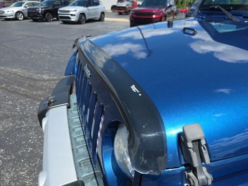 Used 2010 Jeep Wrangler Sahara w/ Dual Top Group AWD/4WD image 44
