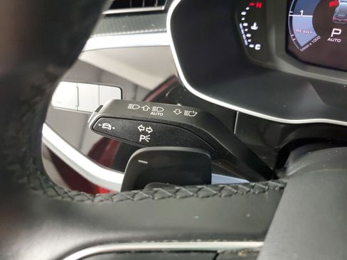 Certified 2022 Audi Q3 2.0T Premium w/ Convenience Package image 39