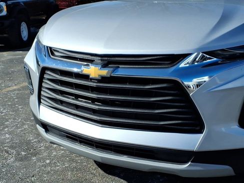 Used 2020 Chevrolet Blazer LT image 35