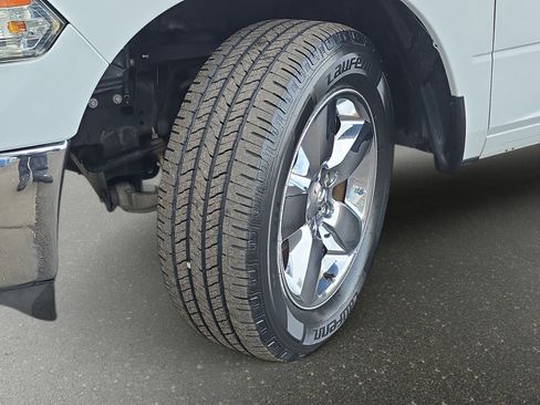 Used 2017 RAM 1500 Big Horn image 31