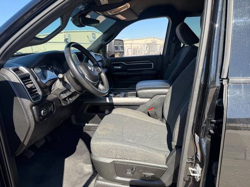 Used 2022 RAM 5500 Tradesman w/ Chrome Appearance Group image 16